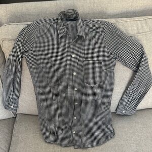 GAP Women's Monochrome Checkered Button Down Shirt